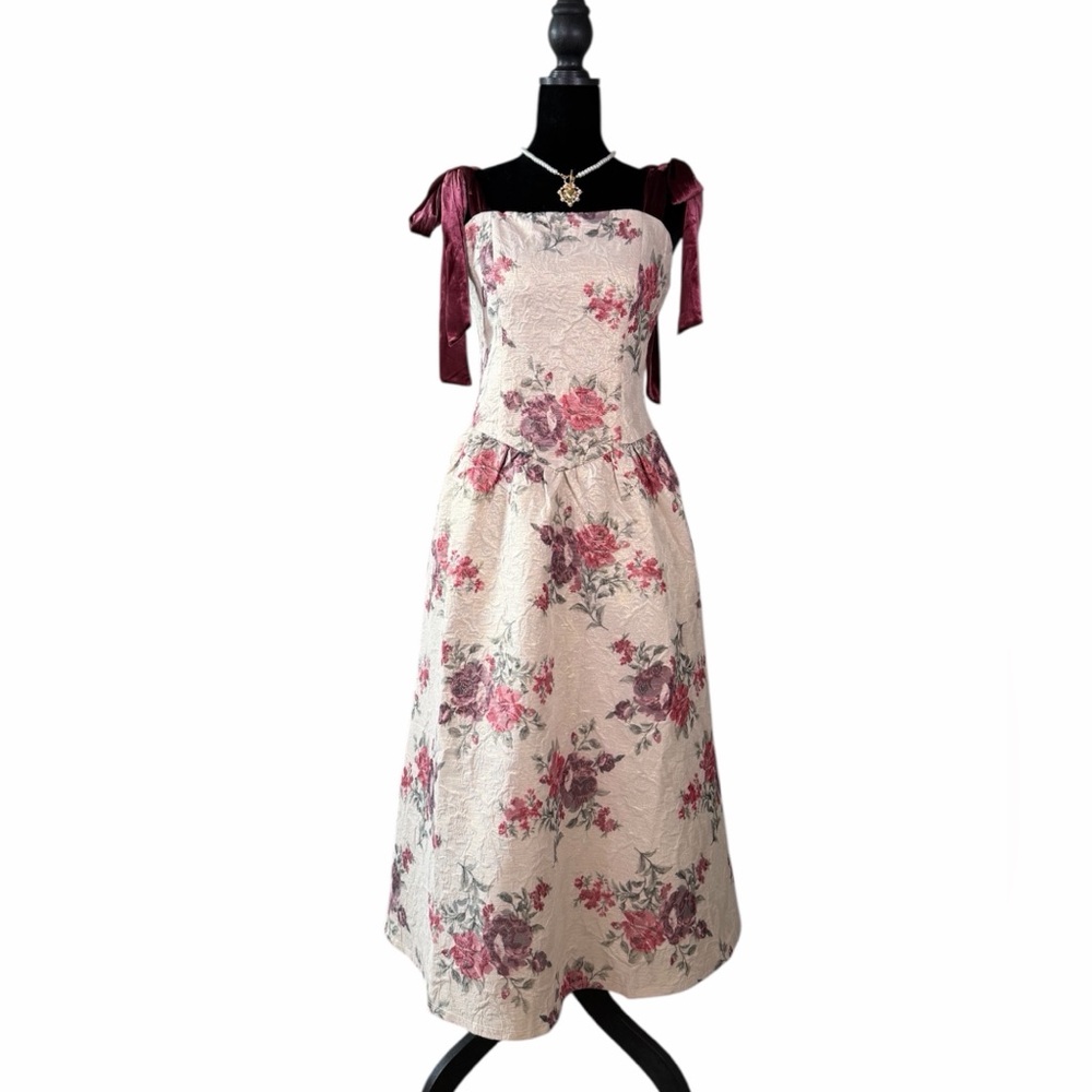 Francesca's Collections Floral Jacquard Dress with Burgundy Velvet Ties